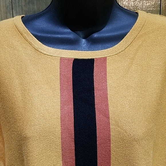 89Th & MADISON YELLOW BRIEN ROUND NECK SWEATER VERTICAL STRIPE SIZE LARGE - Picture 2 of 7
